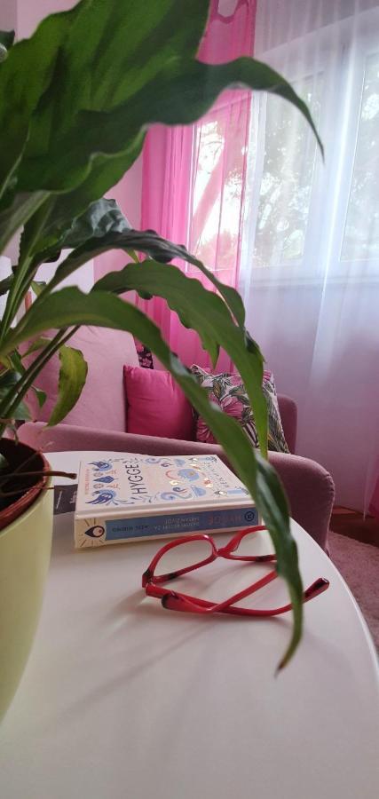 Daisy Apartment พูลา ภายนอก รูปภาพ